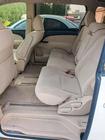صورة 12 لـ 2017 Toyota PREVIA