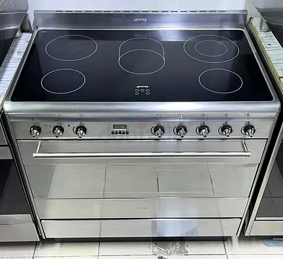 Smeg Dual fan Electric ceramic Cooking Range 90cm Exellent Condition