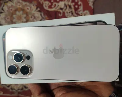Iphone 16 pro max 256 gb scratch less
