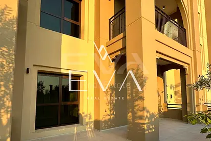 COMMUNITY VIEW | UNFURNISHED | VACANT
