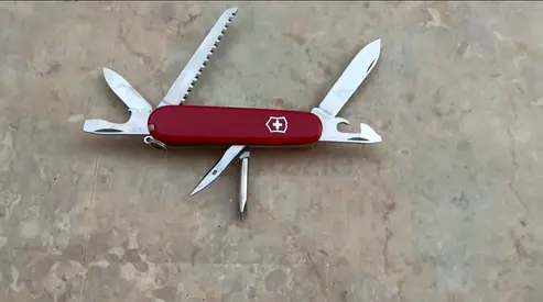 Victorinox Swiss Army Multi-Tool Knife - Classic Red, 8-in-1
