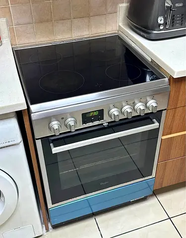 Whirlpool 4 Hobs Full Electric Ceramic Cooker Range Size 60cm