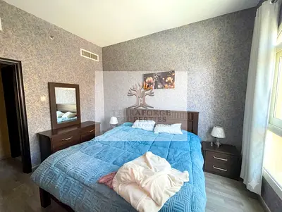 NEAR CIRCLE MALL / FULLY FURNISHED / UPTO 12 CHEQUE
