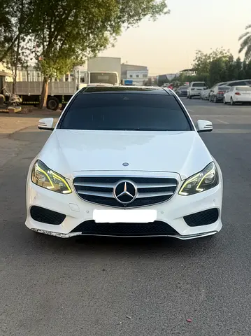 صورة 6 لـ 2015 Mercedes-BENZ E-CLASS