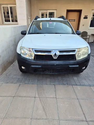 2015 Renault Duster Standard GCC Specs