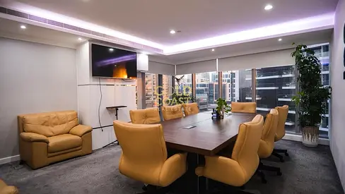 QUICK RENT OF FULLY FURNISHED OFFICE WITH 3 PARKING'S - AVAILABLE NOW