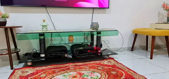 Glass TV Stand/Entertainment Unit with Black Base - excellent Condition