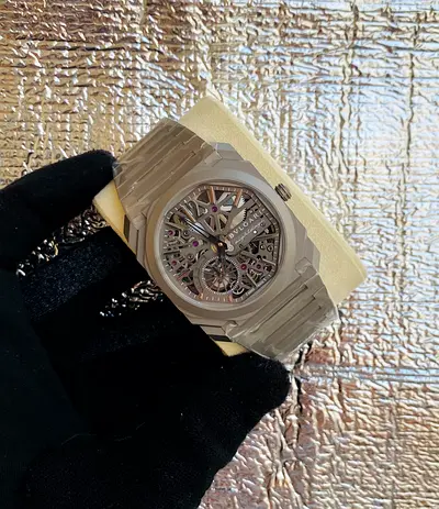 appears to be the Bvlgari Octo Finissimo Skeleton super master quality Swiss mission 🇨🇭8 Days (Ref