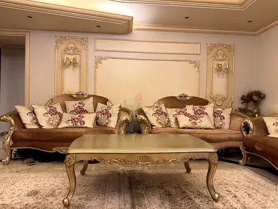 Classic carved wooden sofa set with coffee table - 3-seater + 2-seater