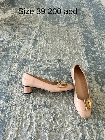 Pumps size 39