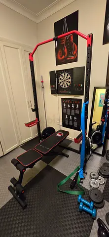 Squat rack + Bench with pull up bar power station home gym