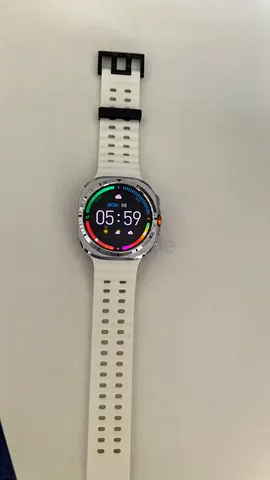 White round smart watch with silicone band - new