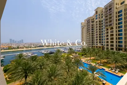 Sea View | Vacant | Immaculate Throughout