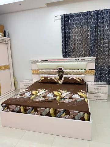 Bedroom set