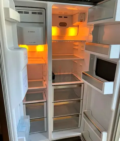 Bosch Side-by-Side Refrigerator with Ice & Water Dispenser - Stainless Steel