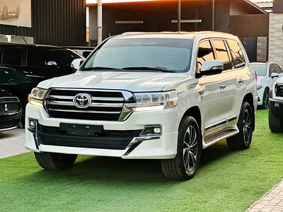 Toyota Land Cruiser VXR 2016 GCC Specs تويوتا لاند كروزر VXR 2016 خليجي – V8 5.7L – فل أوبشن