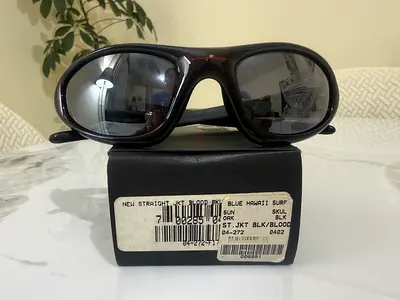 Oakley New Straight Jacket