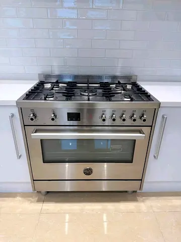 Bertazoni Combination Cooking range 90x60cm Gas hob & Electric Oven