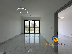 Vacant, Direct park views, Equipped kitchen
