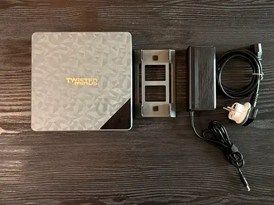Mini PC — Twisted Minds TM-MPi5-1TB