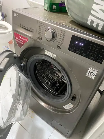 LG Front Load Washing Machine - 7kg, Silver, Good Working Condition