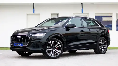 2023 Audi Q8 55 TFSI quattro S line - GCC Specs | Complete Service History