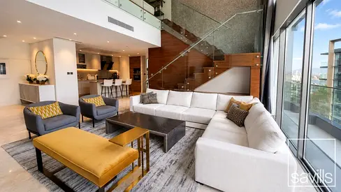 Duplex Penthouse | Prime Location | Upgraded