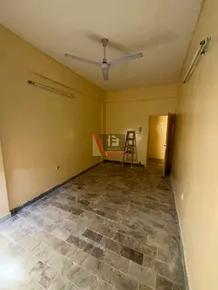 No Cash deposit🔥 1Bhk apartment with balcony available for yearly rent at prime location