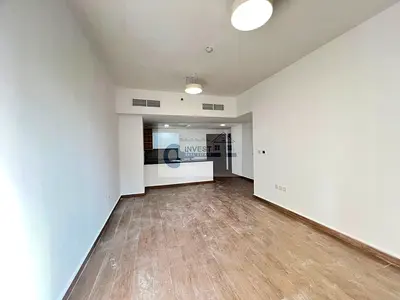 شقة فسيحة بغرفة نوم واحدة | AKA Residence JVC | شرفة مطلة على المدينة