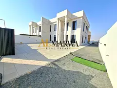 Huge size Brand New 6BR Villa Modern, maidroom, laundry ready to move