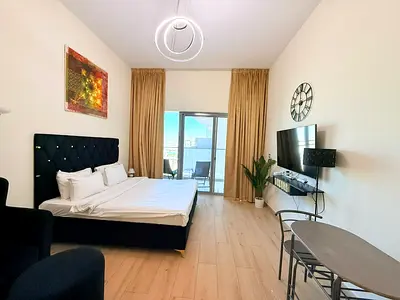 LAVISH STUDIO II INCLUDED BILLS II CLOSE TO METRO