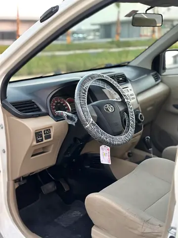 2015 Toyota AVANZA 照片 10