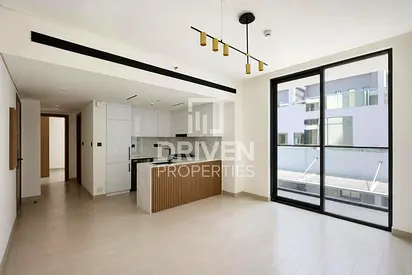 Vastu Complaint | Vacant | Fitted Kitchen