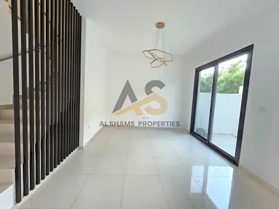 Luxury Townhouse 2BHK Ready to move both master room