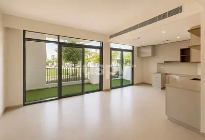 Single Row | Vacant | Near Park