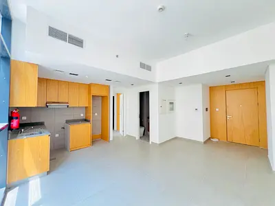 Luxury Design 1Br | Gym Pool Parking | Lavish Offer