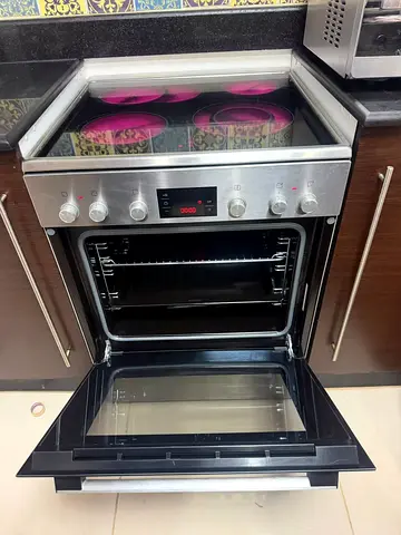 Bosch New Model Ceramic Electric Oven Stove 60x60cm