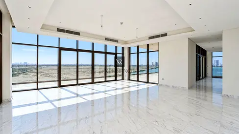 ULTRA-LUXURY PENTHOUSE | FULL CREEK VIEW | VACANT