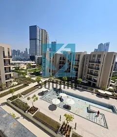 LUXURY 2BHK READ TO MOVE - POOL VIEW