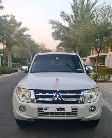2014 Mitsubishi Pajero GLS | GCC Specs | Well Maintained