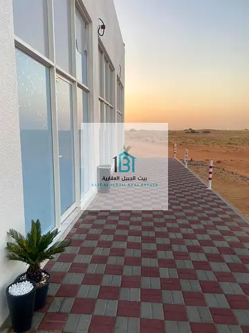 🏢 للبيع | مبنى تجاري سكني – القاسمية الصناعية 1، الشارقة