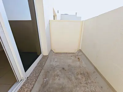 Spacious Studio// Close To Metro // Neat & Clean