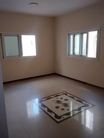 WE HAVE 1BHK APARTMENT NEAR AL MADINA JUST 27K