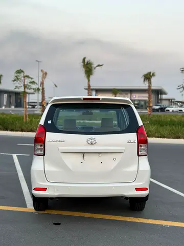 2015 Toyota AVANZA 照片 6