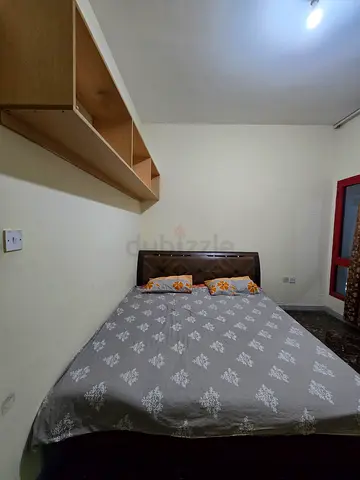 1 room available for monthly rent