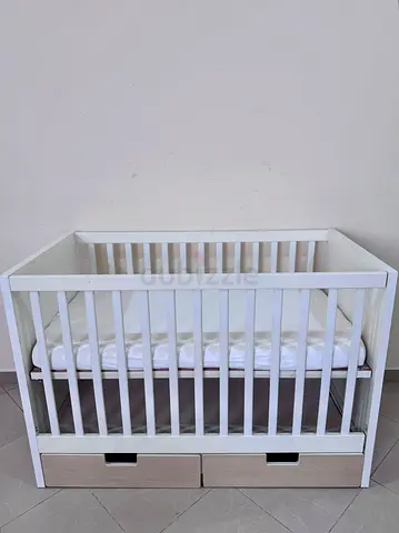 Baby crib and mattress