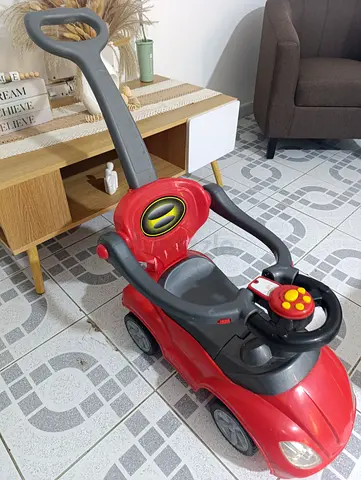 Push Ride-on Car for kids 🚗
Great condition red push car for toddlers.