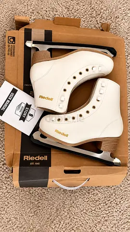⛸️ BRAND NEW ICE SKATES – Sizes 36 & 37