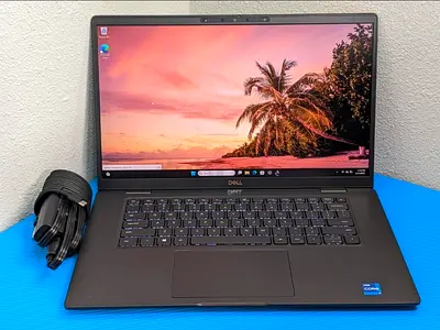Urgent Sale Dell Latitude 7520 Core i7 11th Extreme Edition Touchscreen