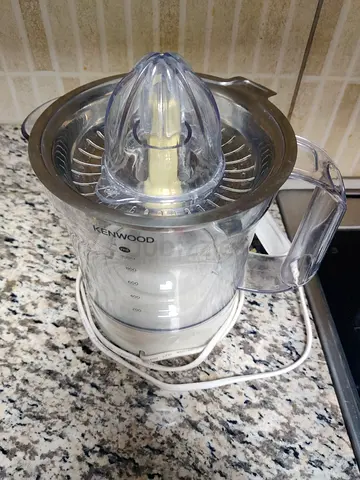 Kenwood Electric Citrus Juicer - Compact and Working